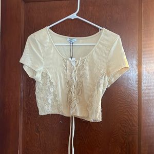 Dainty delight lace up top